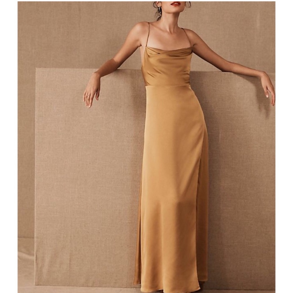 fame and partners rosabel cowl neck spaghetti-strap gown in gold size 6